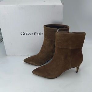 Calvin Klein Genteel Medium Brown Boots Size 10